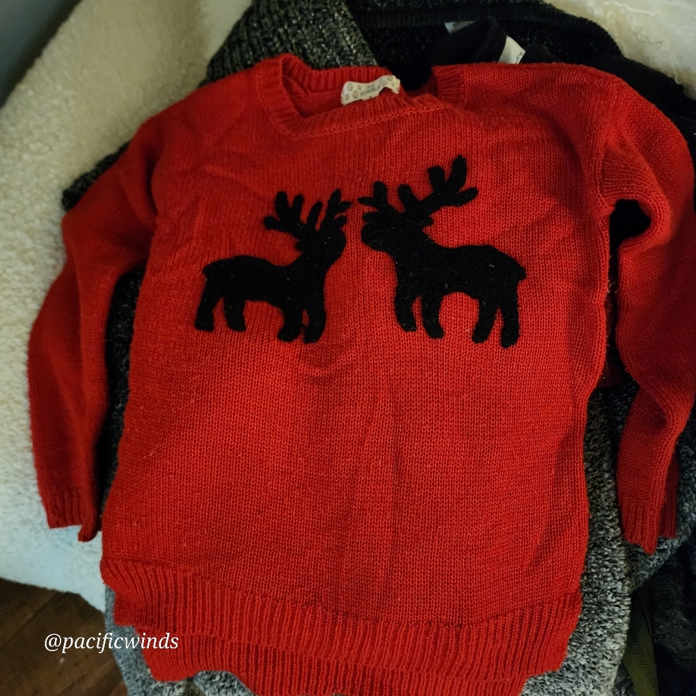 KNIT MOOSE SWEATER PINK REPUBLIC SMALL RED